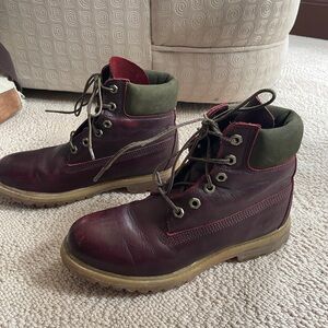 Eggplant and Olive Lace-Up Timberland Boots